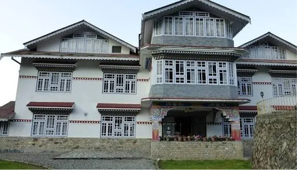 Hotel Red Palace
